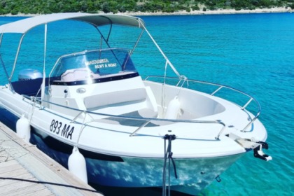 Rental Motorboat Atlantic Marine 670 open Makarska