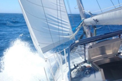 Sailing boat Amica 42 , 11 People