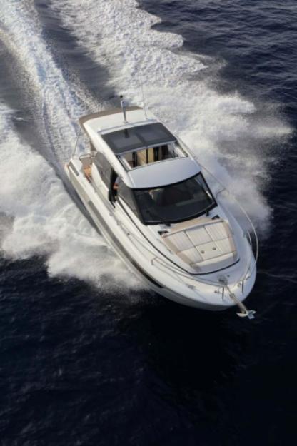 Location Bateau à moteur Jeanneau Nc33 Marseille