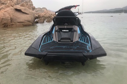 Location Jet-ski Yamaha FX1800 Arzachena