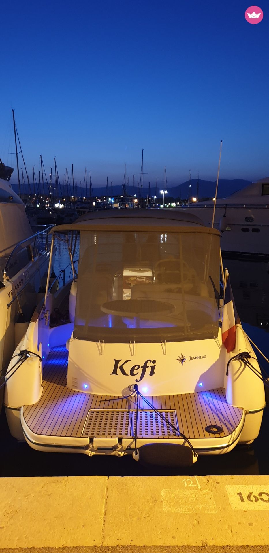 Bateau à moteur Jeanneau Leader 805 à louer