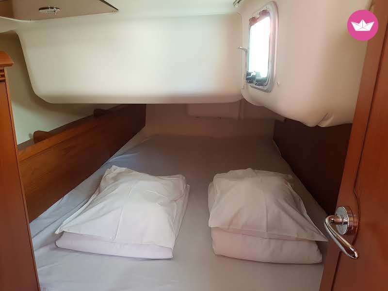 Rental sailboat in Herceg Novi  