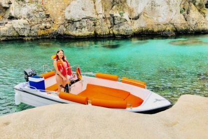 Location Bateau à moteur Poliester Yatch 430 Port d'Addaia