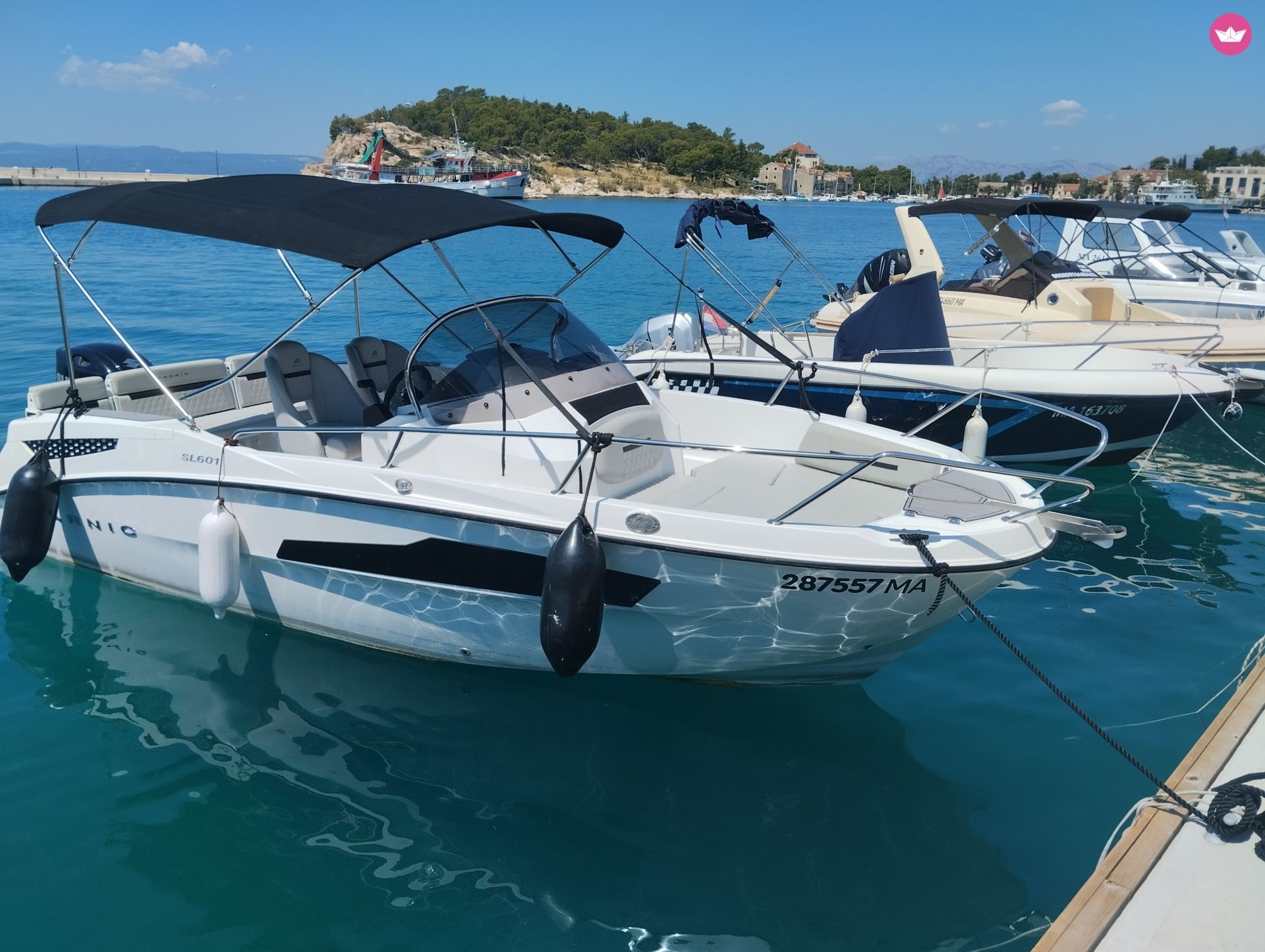 Bateau à moteur Karnic SL601 150cv 8
