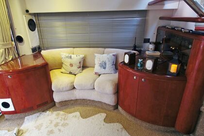 Fairline Squadron 65