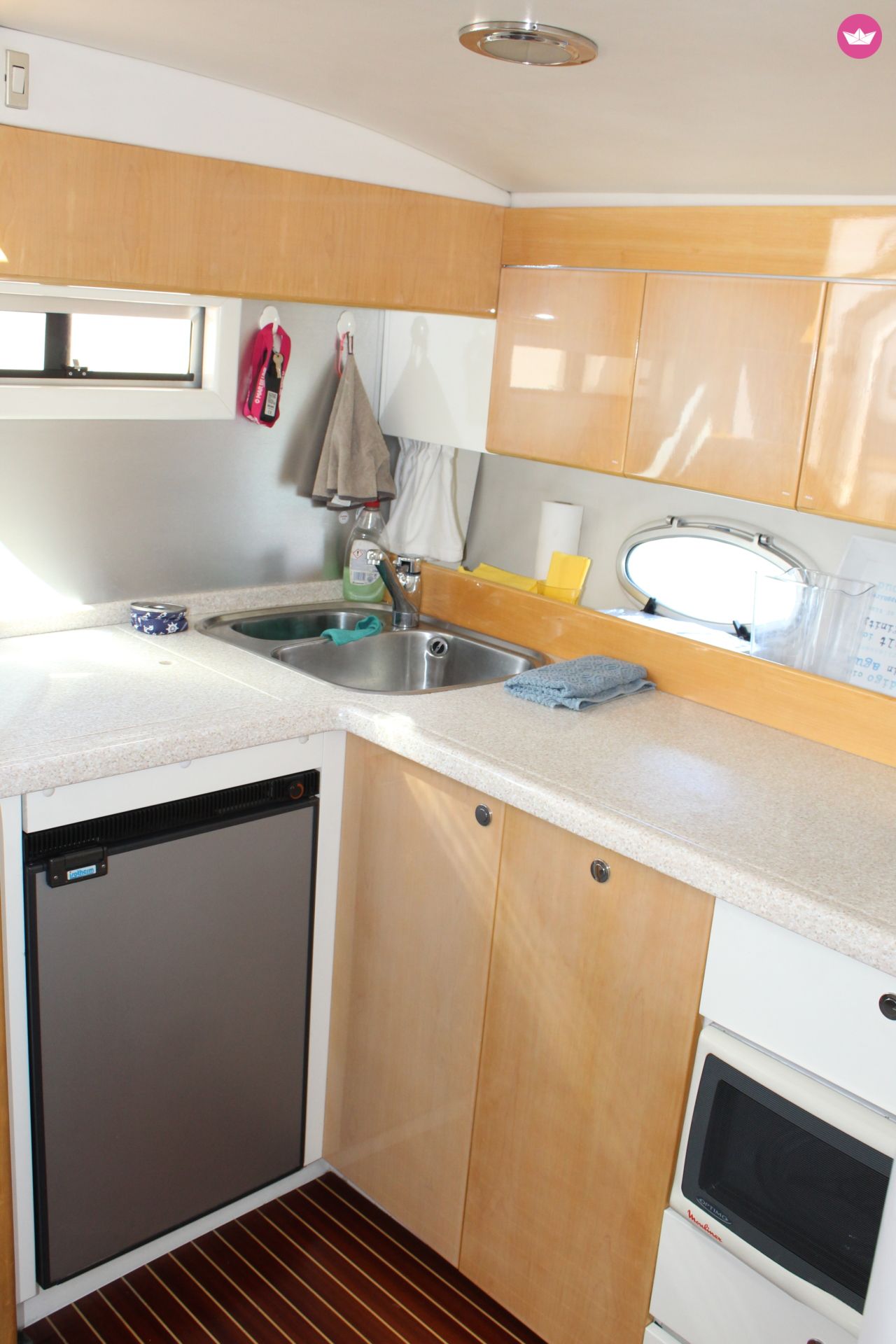 Motorboat Cranchi Mediterranee 41 for hire