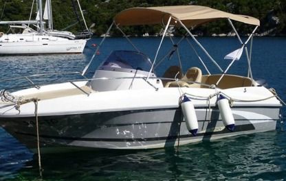 Czarter Łódź motorowa Beneteau Flyer 550 Sukošan