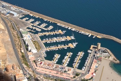 Location Bateau sans permis  Voraz 450 Voraz 450 Aguadulce