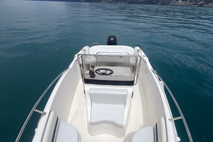 Location Bateau à moteur RIO IBERICA Rio 500 sol Lac du Bourget