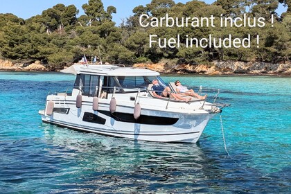 Charter Motorboat Jeanneau Merry Fischer 1095 Cannes