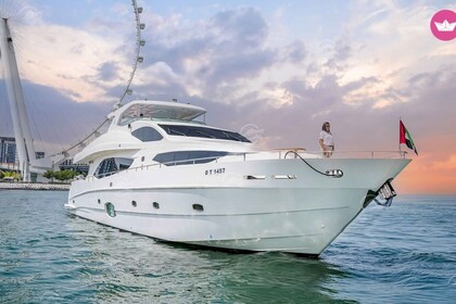 Noleggio Yacht Majesty 101FT Dubai