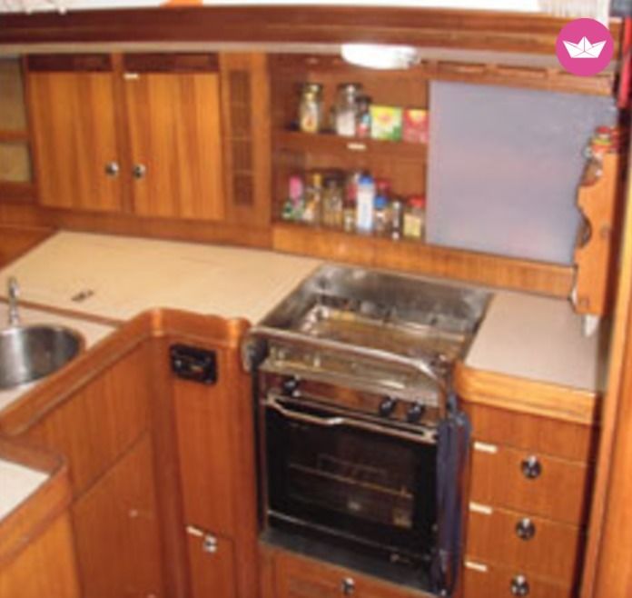 Elan 40 Sd in Kavala for hire