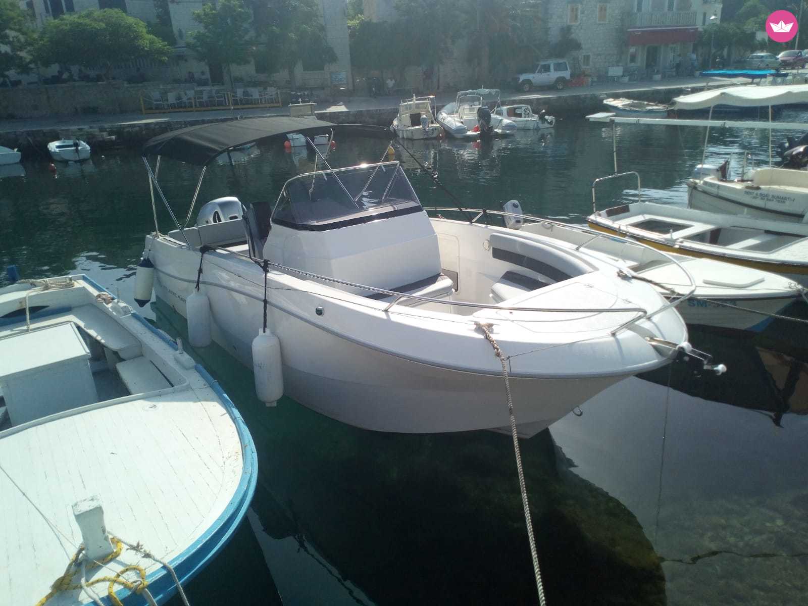 Bateau à moteur Atlantic Marine 750 open 250cv 7