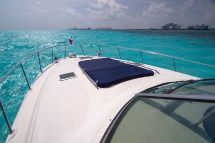 Searay Yacht to rent