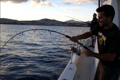 Miete Motorboot Cat 365 Castillo Caleta de Fuste