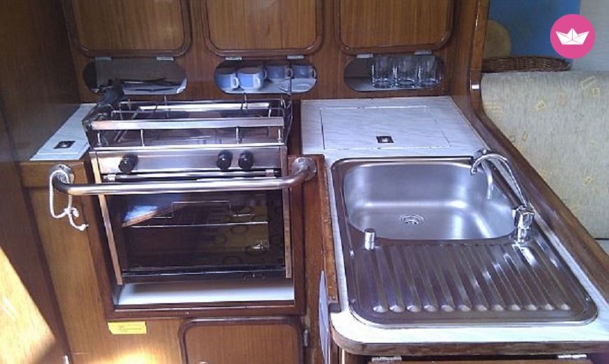 Sailboat Elan 31 S for hire