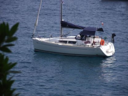 Charter Sailboat Jeanneau Sun Odyssey 30I Ajaccio