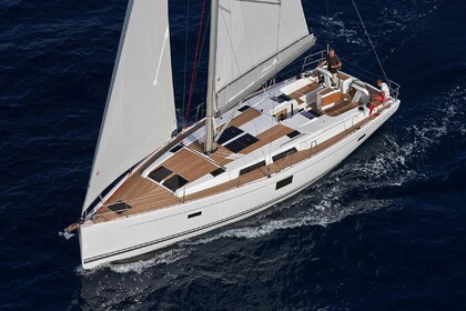 Hyra båt Segelbåt Hanse Hanse 455 Barcelona