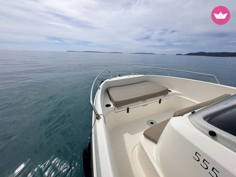 Bateau à moteur Quicksilver Activ 555 Open 100cv 4
