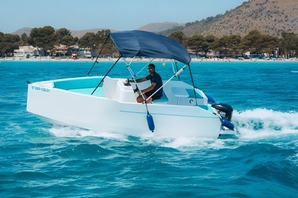 Hire Motorboat Crimat 500 Portocolom