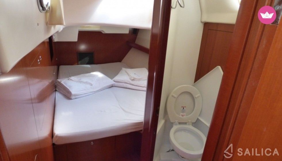 Beneteau Oceanis 523 Clipper à Antibes à louer