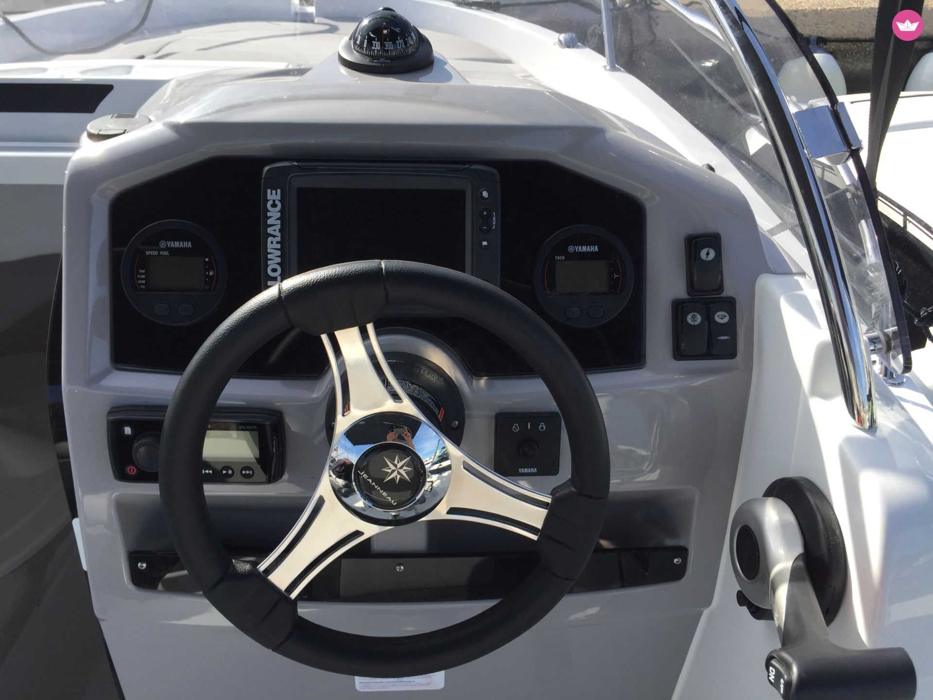 Charter motorboat in Ibiza  