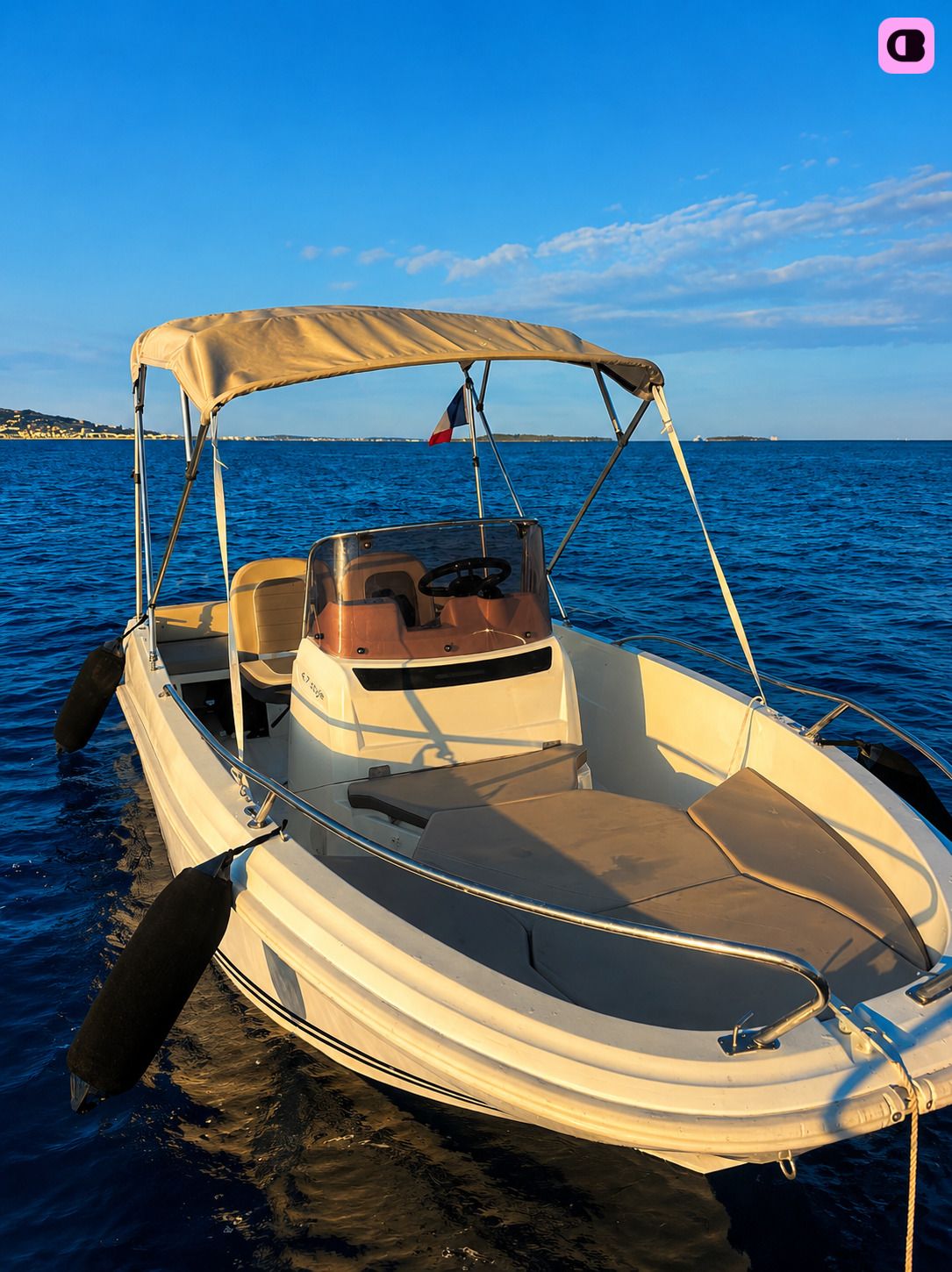 Bateau sans permis Jeanneau Cap Camarat 4.7 Cc 6cv 3