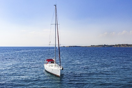 Noleggio Barca a vela BENETEAU OCEANIS 473 Atene