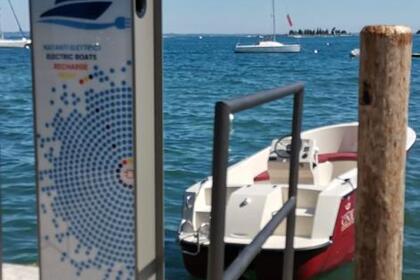 ELECTIRC BOAT ecowatt 8 posti