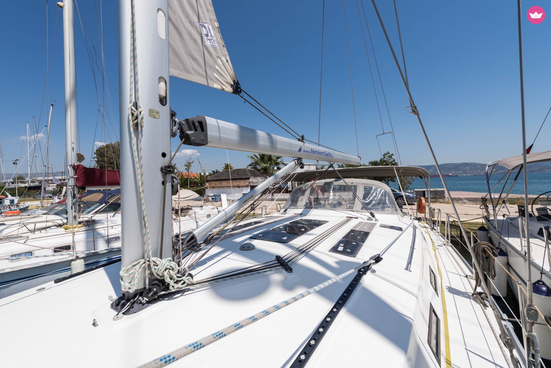 Hire 50 Cruiser