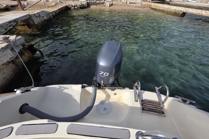 Rental Motorboat Fisher 5.30 Brodarica