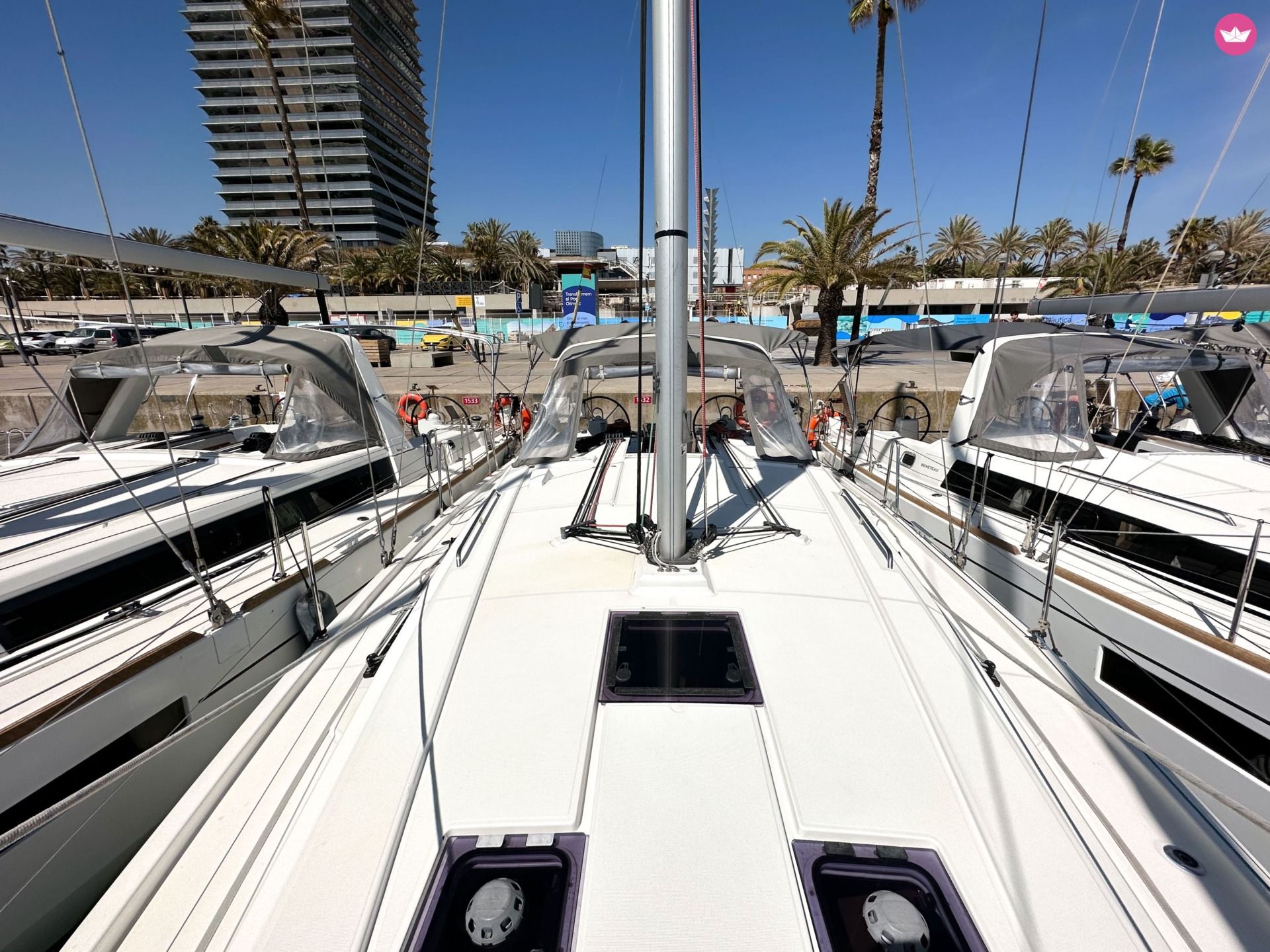 Charter Beneteau Oceanis 41.1