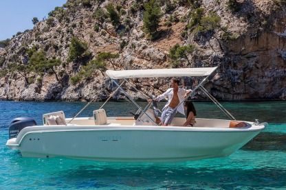 Location Bateau à moteur Invictus 190 Fx Saint-Laurent-du-Var