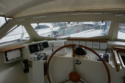 Noleggio Barca a vela AMEL SUPERMARAMU Piombino