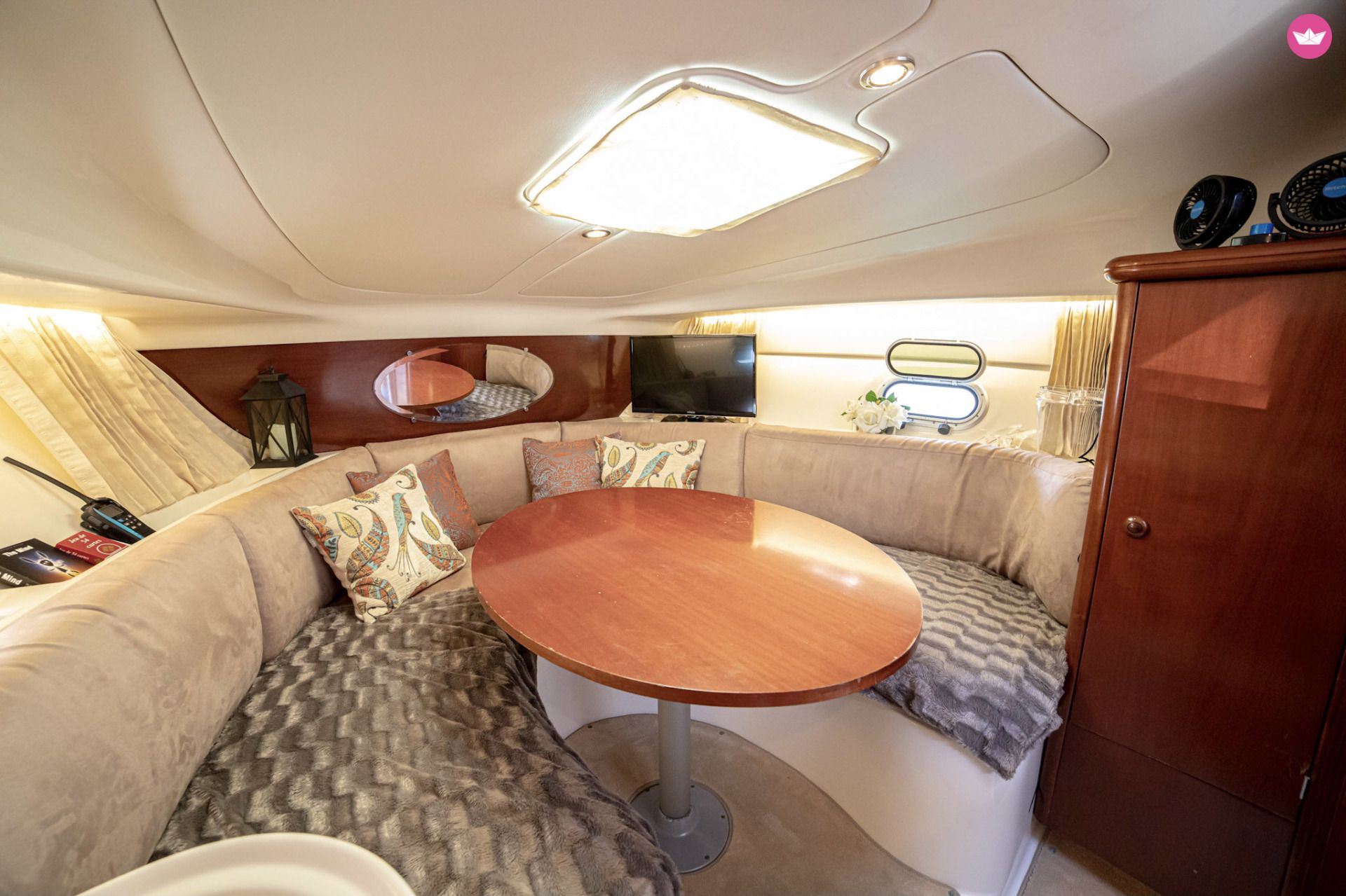 Jeanneau Leader 805 à Antibes à louer