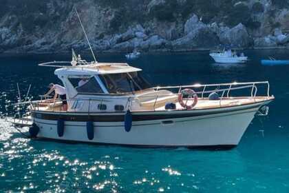 Charter Motorboat Fratelli Aprea Sorrento 32 Torre Annunziata