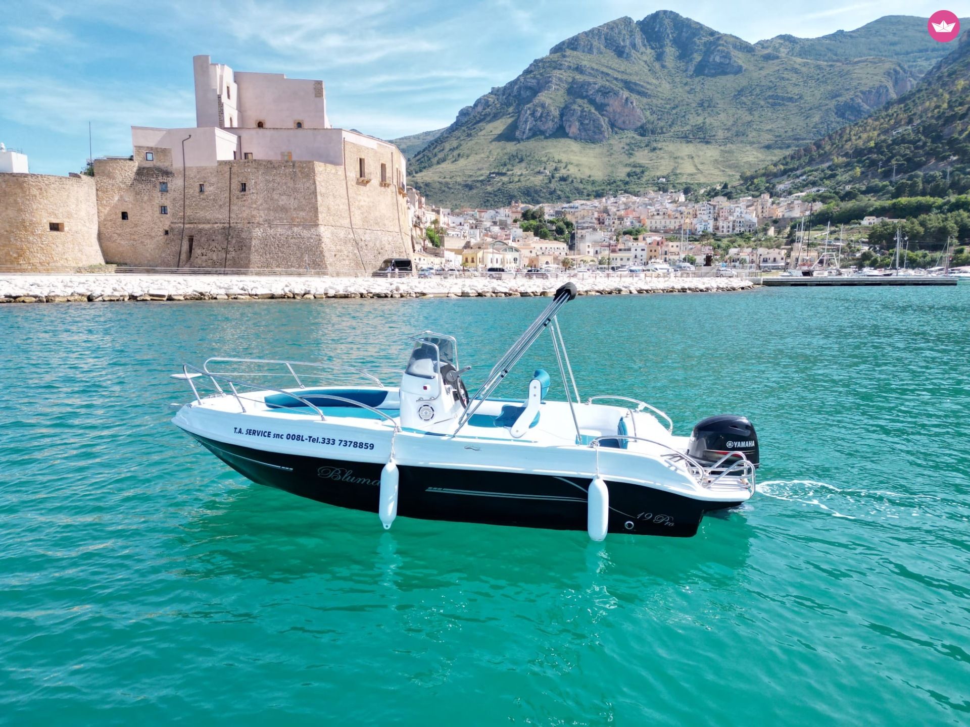 Bateau sans permis Blumax 19 open pro 40cv 2