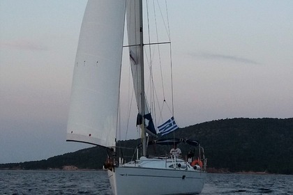 Miete Segelboot JEANNEAU SUN ODYSSEY 35 Athen