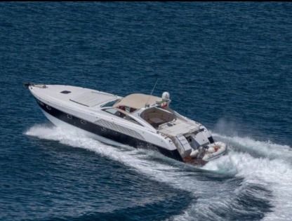 Location Bateau à moteur Alfamarine 50 Gaète