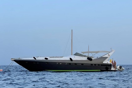 Charter Motorboat Overmarine Mangusta 65 Sorrento