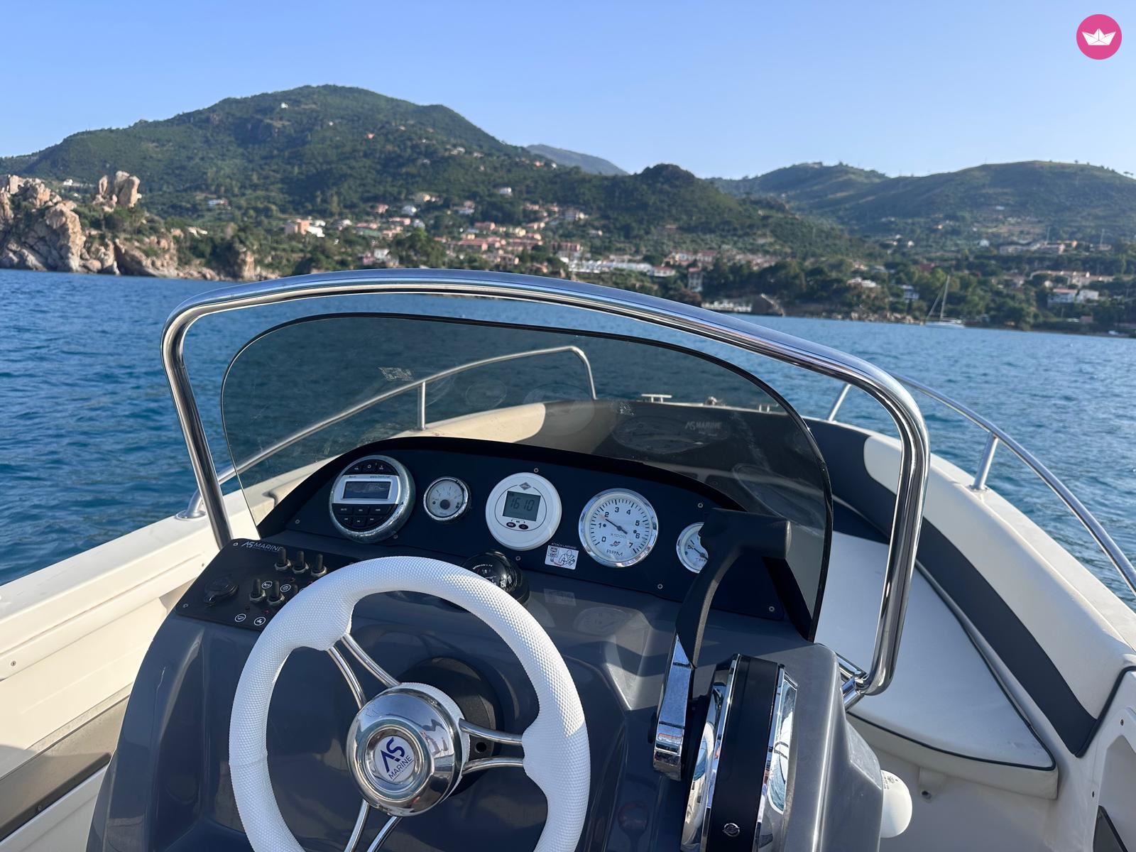 Bateau à moteur AS MARINE AS MARINE 40cv 4