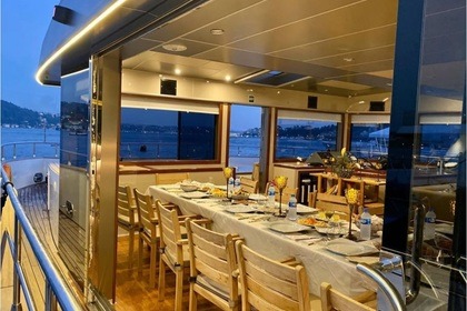 Luxury Yacht Brise / Available On Request Events