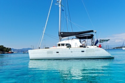 Rental Catamaran Beneteau Lagoon 380 Cannes