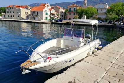 Charter Motorboat Fiart Mare Oasi 22 Kaštel Kambelovac