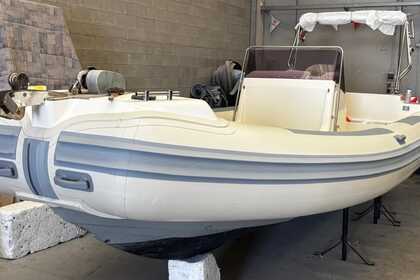 Hyra båt RIB-båt Marlin 750 Ameglia
