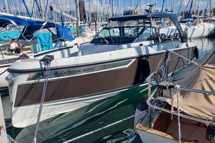 Charter Motorboat Saxdor GTO 320 Corfu