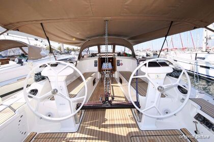 Rental Sailboat Bavaria Yachtbau Bavaria Cruiser 41S Marina Hramina