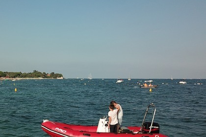 Bateau Semi rigide Zodiac Pro 500