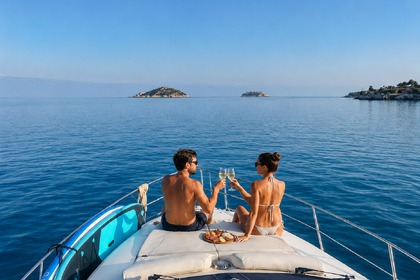 Hyra båt Motorbåt Azimut Azimut 46 Aten