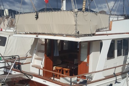 Noleggio Barca a motore Hampton 42 europa Varazze